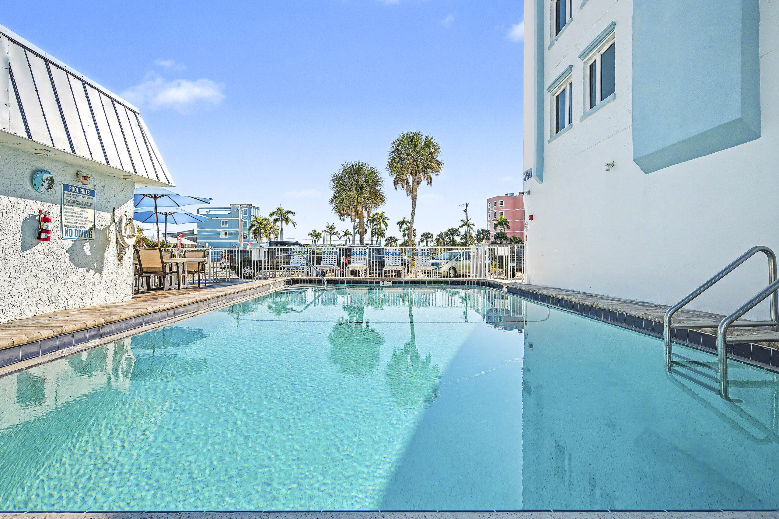 Bel-Air Beach Club_05